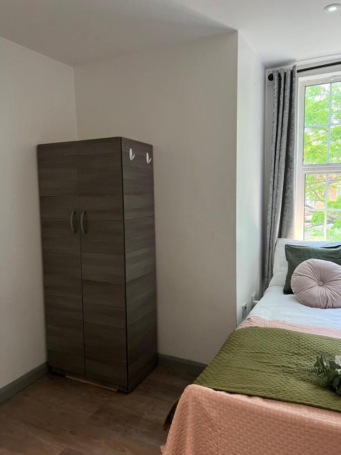 3 Bedroom Flat In King'S Cross, St Pancras'S. 2 Minutes To Euston. Londra Exterior foto