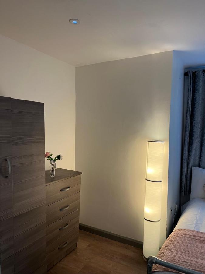 3 Bedroom Flat In King'S Cross, St Pancras'S. 2 Minutes To Euston. Londra Exterior foto