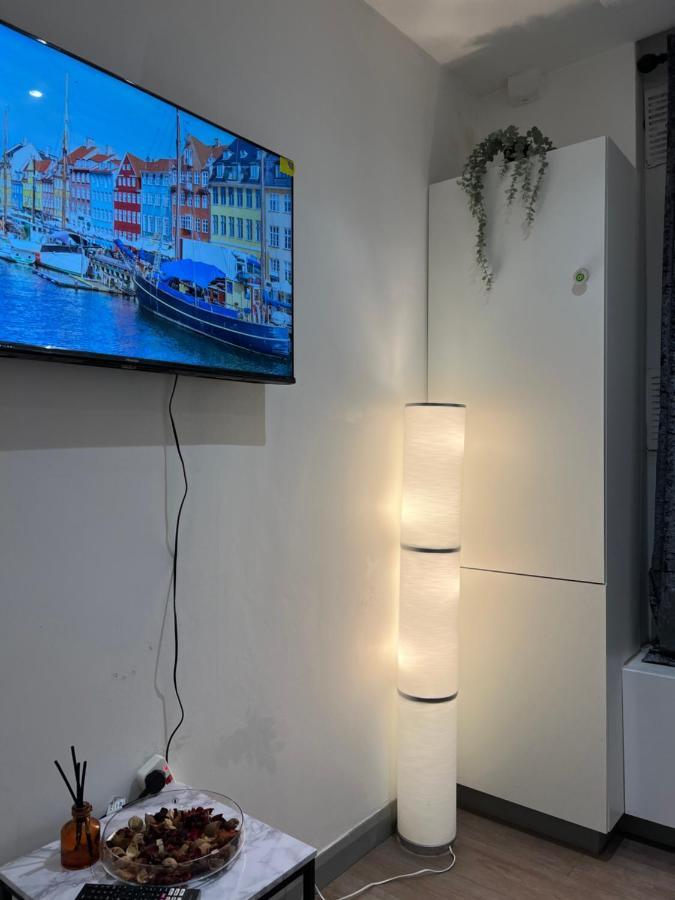 3 Bedroom Flat In King'S Cross, St Pancras'S. 2 Minutes To Euston. Londra Exterior foto